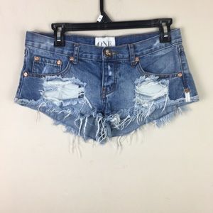 One teaspoon trash whore distressed frayed short